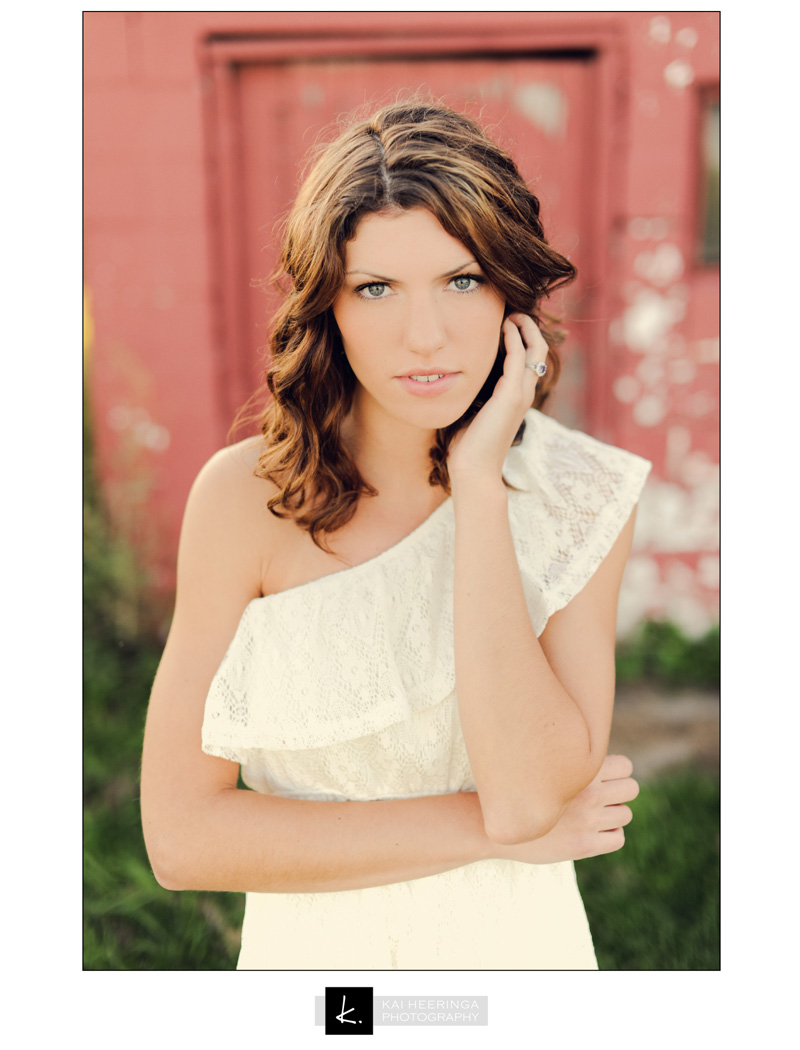 Elizabeth-Roskamp-Senior-2